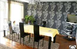 OFERTA UNICA!! 3 Case individuale si 2100 mp Teren !!