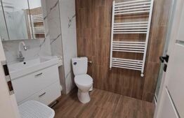 Apartament 3 camere, 67 mp, zona VIVO