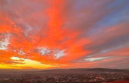 Apartament modern, cu 2 camere, garaj si boxa, in Apahida