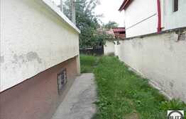 Vanzare casa cu 500 mp teren, zona Gheorgheni