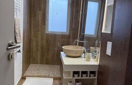 Apartament cu scara interioara cu loc parcare 104 mp + 3 terase | Sânpetru     