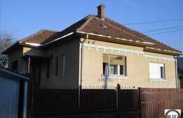 Casa renovabila, de vanzare in Cluj, cartierul Grigorescu cu 1020 mp de teren!