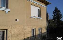 Casa renovabila, de vanzare in Cluj, cartierul Grigorescu cu 1020 mp de teren!