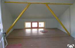 Casa 9 camere, 290 mp, teren 420 mp, zona 7 Strazi