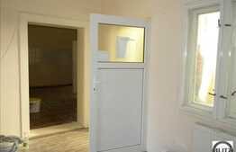 Casa 9 camere, 290 mp, teren 420 mp, zona 7 Strazi