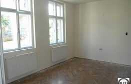 Casa 9 camere, 290 mp, teren 420 mp, zona 7 Strazi