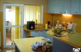 Casa individuala de vanzare cu 1000 mp de teren!