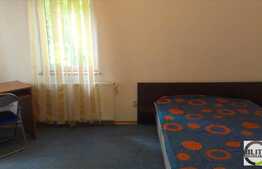 Oportunitate de investitie! Casa si pensiune, 20 camere, 600 mp utili, teren 800 mp!