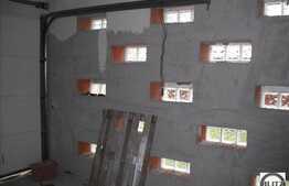 O Casa Placata Cu Piatra De Vistea ! Pret Oportun !!