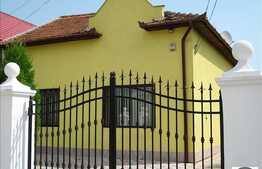 INCHIRIAT! Casa cu 3 camere in zona REAL