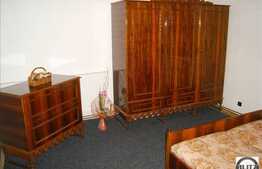 INCHIRIAT! Casa cu 3 camere in zona REAL