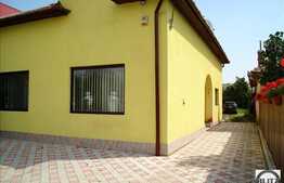 INCHIRIAT! Casa cu 3 camere in zona REAL