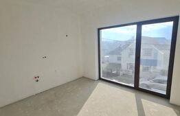 Casa individuala cu 4 camere, 140 mp utili, 1037 mp de teren