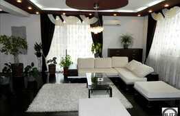 Duplex  intreg cu 450 mp utili in  zona frumoasa de case din Iris