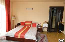 Duplex  intreg cu 450 mp utili in  zona frumoasa de case din Iris