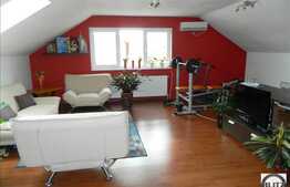 Duplex  intreg cu 450 mp utili in  zona frumoasa de case din Iris