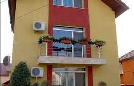 Duplex  intreg cu 450 mp utili in  zona frumoasa de case din Iris