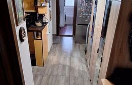 Apartament cu 2 cam, 58 mp, etaj 4, mansarda, cu parcare ,in zona Eroilor