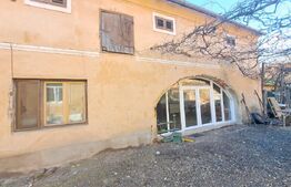 DOUĂ CASE ÎN CODLEA LA PREȚ DE UNA SINGURĂ!