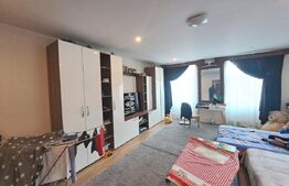 DOUĂ CASE ÎN CODLEA LA PREȚ DE UNA SINGURĂ!