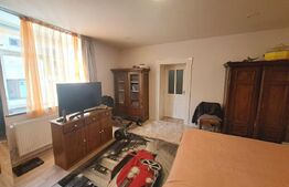 DOUĂ CASE ÎN CODLEA LA PREȚ DE UNA SINGURĂ!