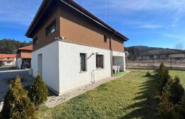 Casa de lux, 180mp, curte, zona Vivo