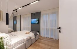 Duplex, 130 mp, 270 mp teren, 5 camere, zona strazii Buna ziua