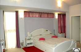 Casa cu arhitectura moderna in zona Andrei Muresanu