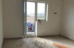 Casa individuala de vanzare in jucul de mijloc P+E