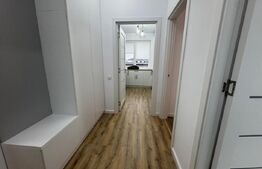 Apartament 2 camere, 52mp, etaj intermediar, balcon, parcare, zona Terra