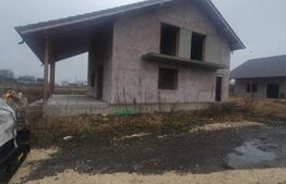 Casă de vânzare, 142.73 mp, zona Stupini