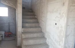 Casă de vânzare, 142.73 mp, zona Stupini