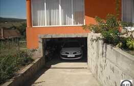 Casa ideala pentru familie, in zona linistita!