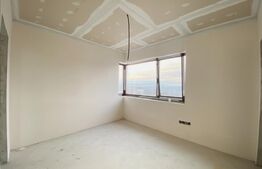 Casa moderna si luminoasa, cu spatii vitrate generoase, 610mp teren, 120 mp util