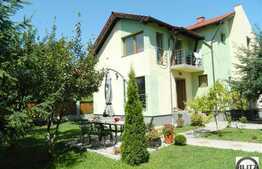 Casa de inchiriat 280 mp utili, garaj, gradina, piscina, zone de relaxare