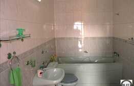 Vila Generoasa 800 mp util si 4500 teren !!! Pt. Clinica, Pensiune, Birouri !!