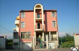 Vila Generoasa 800 mp util si 4500 teren !!! Pt. Clinica, Pensiune, Birouri !!