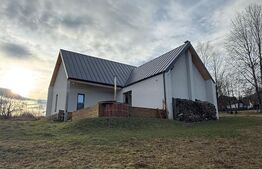 CABANĂ PREMIUM LA MUNTE | 123 MP | 2.200 MP TEREN | PRIVELIȘTE SUPERBĂ