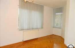 Casa de inchiriat cu 10 camere, 500 mp utili cu teren 700 mp