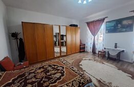 Casă săsească renovată integral, 2200 mp teren, ideală pentru două familii 