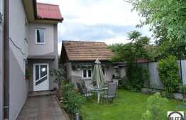 Casa de vanzare 113 mp cu 280 mp teren,  P+E, zona de case