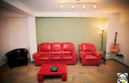 Casa pentru doua familii, cu 2 apartamente, 120 mp, zona Piata Unirii!