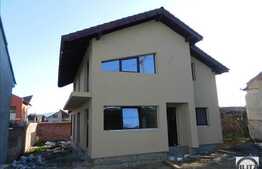 Casa individuala de vanzare, 140 mp utili, teren de 560 mp, stadiul semifinisat!