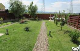 Duplex cu 128 mp utili plus 400 mp teren! Finisat lux! P+1E+M! Mobilat!