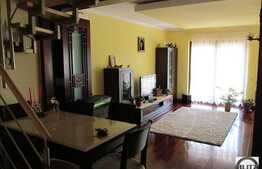 Duplex cu 128 mp utili plus 400 mp teren! Finisat lux! P+1E+M! Mobilat!