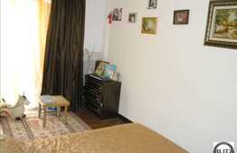 Apartament cu 2 camere, zona strazii Florilor, cu loc de parcare