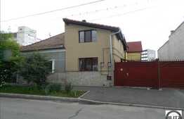 Casa de vanzare in zona Parcul Farmec, cu 116 mp utili si 116 mp teren