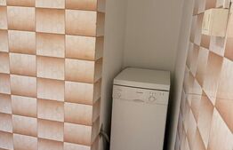 Apartament 3 camere, decomandat, mobilat, utilat, parcare si boxa, 2 bai