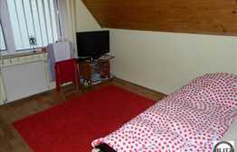 Casa de vanzare  250 mp utili cu gradina de 560 mp