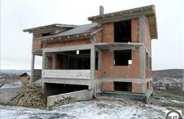 Casa 250 mp utili cu 475 mp teren in zona Borhanci, privelsite frumoasa